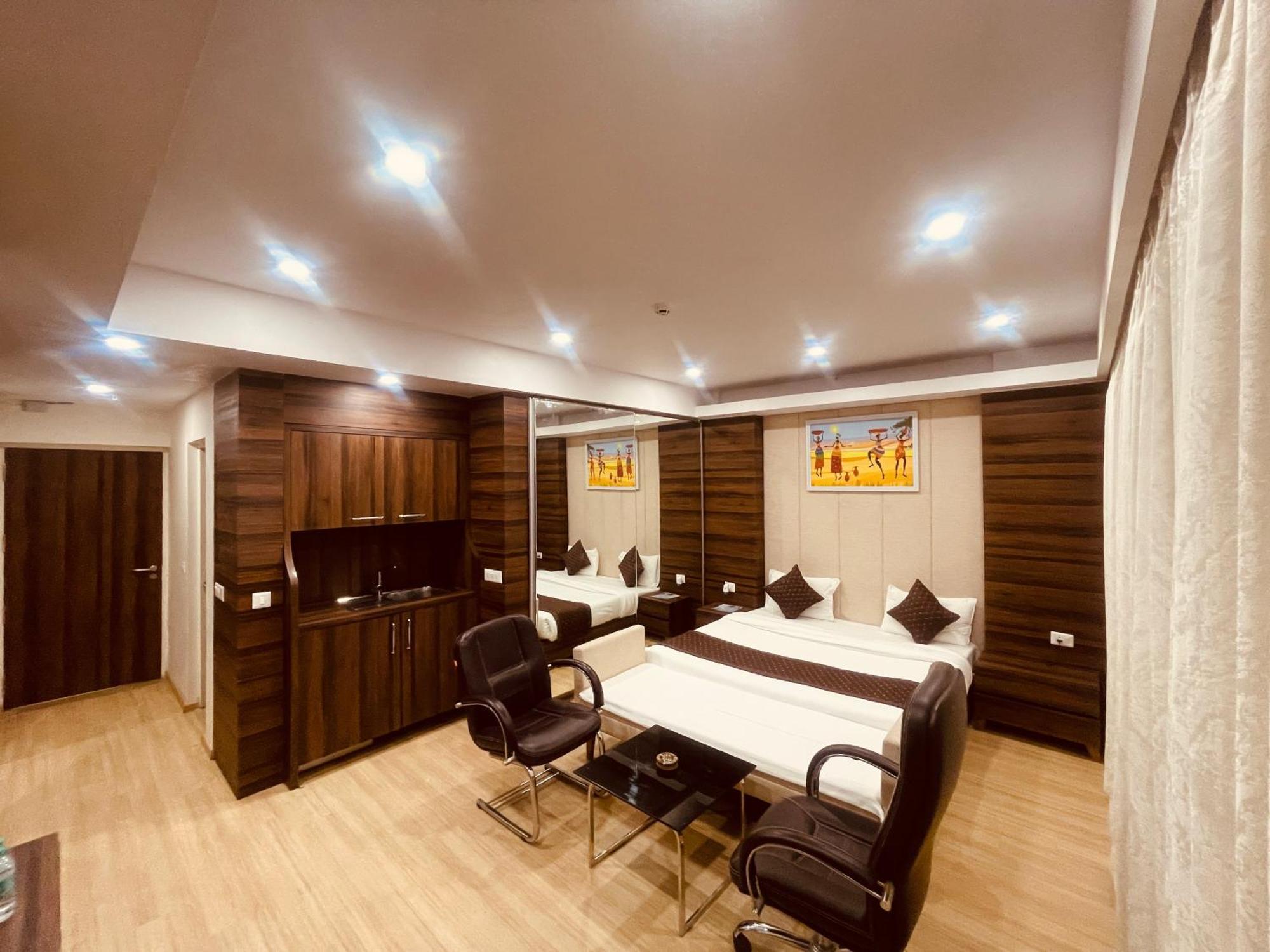 The Grace Residency - Gomtinagar, Lucknow Aparthotel ภายนอก รูปภาพ