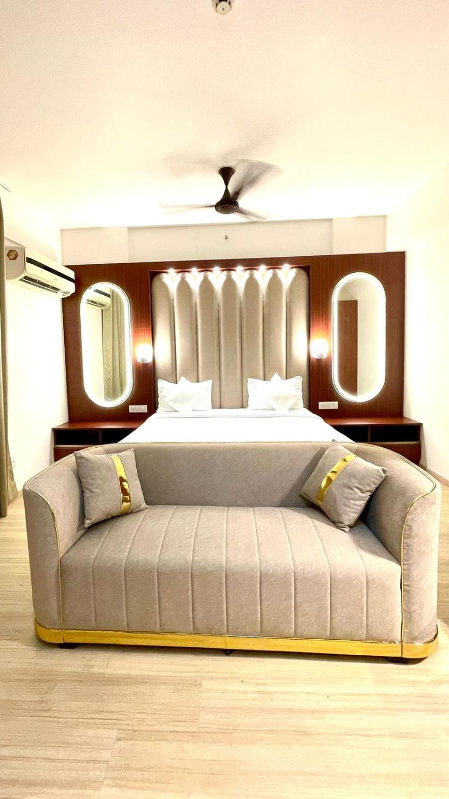 The Grace Residency - Gomtinagar, Lucknow Aparthotel ภายนอก รูปภาพ