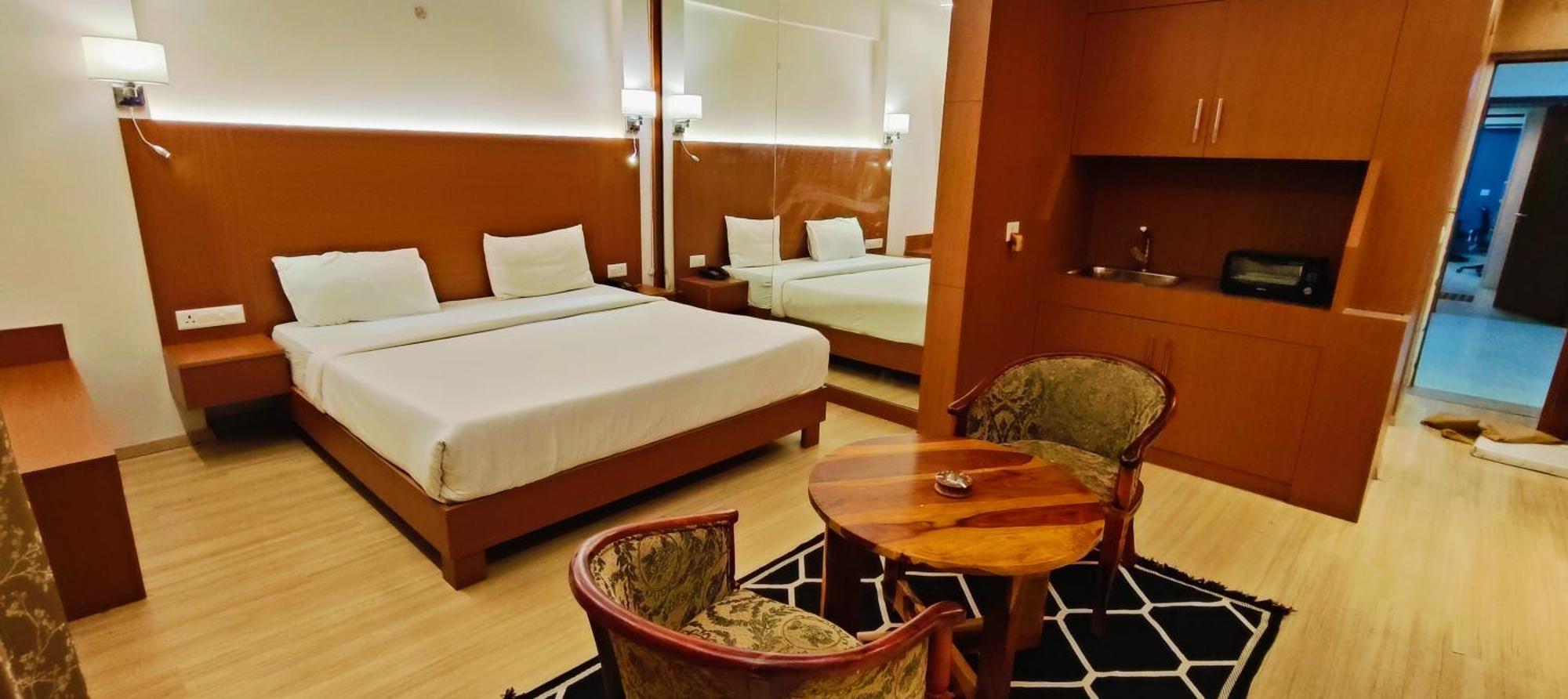 The Grace Residency - Gomtinagar, Lucknow Aparthotel ภายนอก รูปภาพ