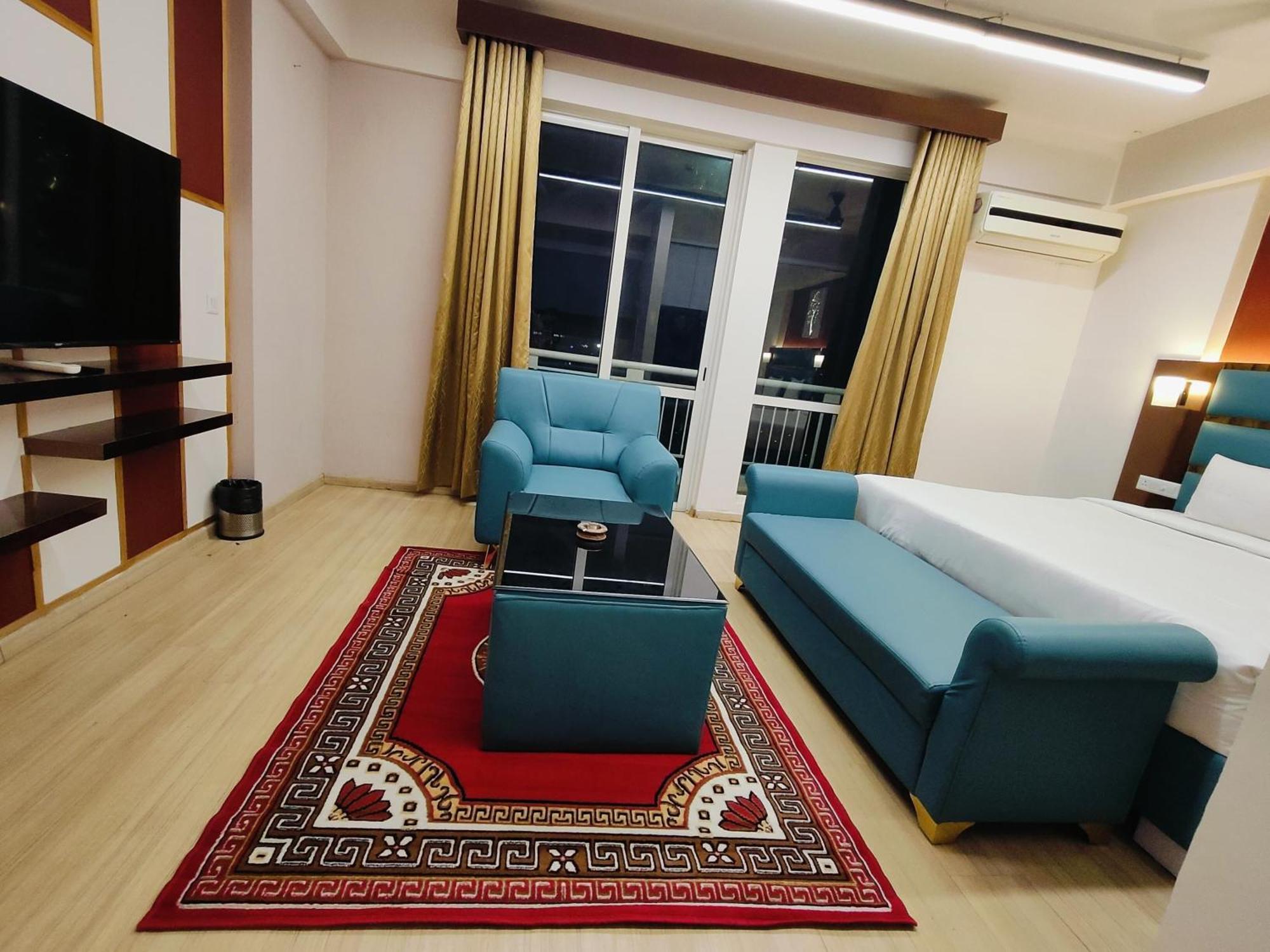 The Grace Residency - Gomtinagar, Lucknow Aparthotel ภายนอก รูปภาพ