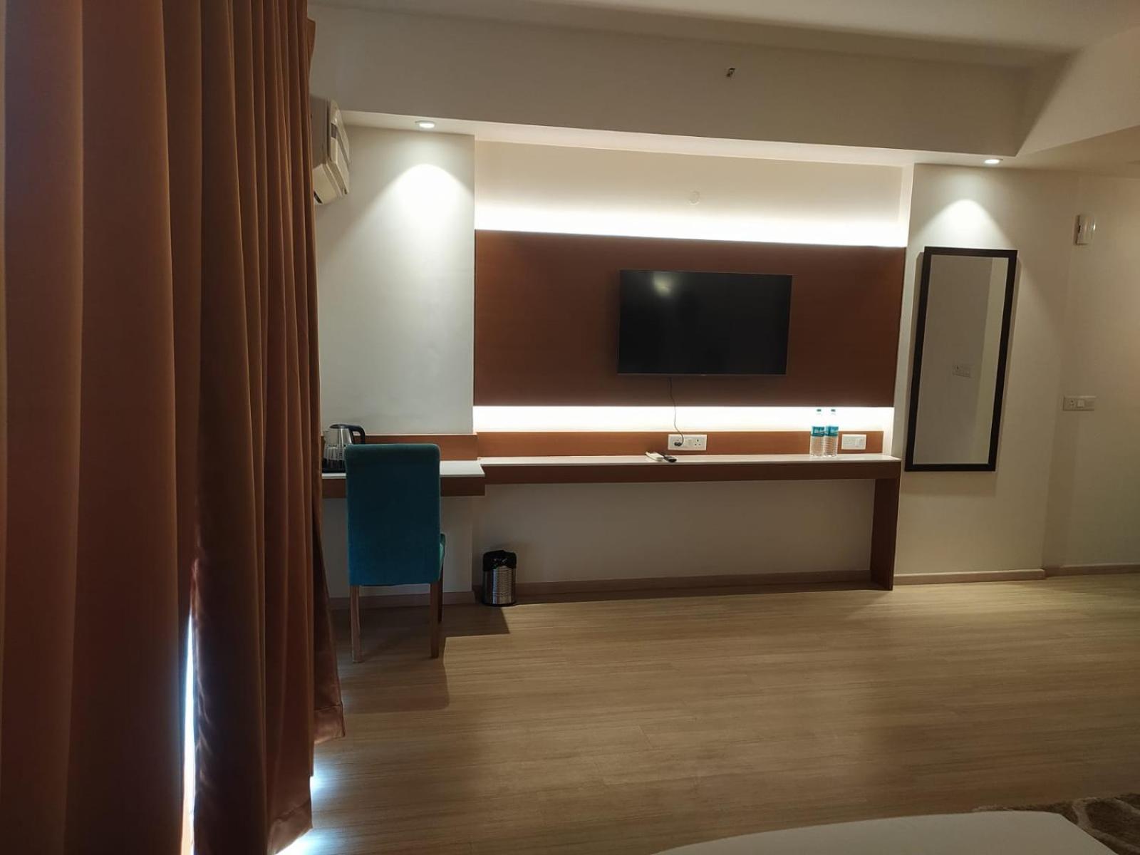 The Grace Residency - Gomtinagar, Lucknow Aparthotel ภายนอก รูปภาพ